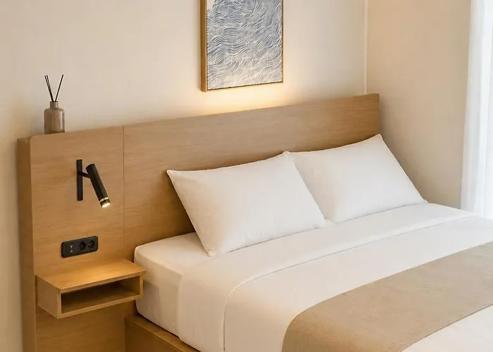Grand Opening Ddp 10 Min Myeongdong 20 Min *